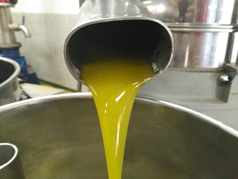 Olive Oil Health Benefits: What Science Says About This Mediterranean Essential